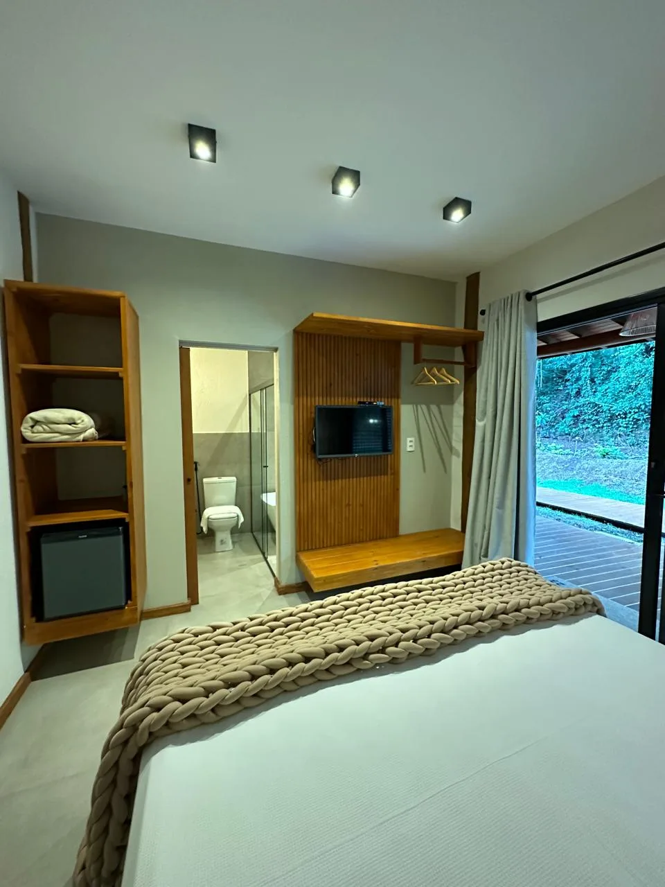 Apartamento Premium Casal — vista bosque — foto 6